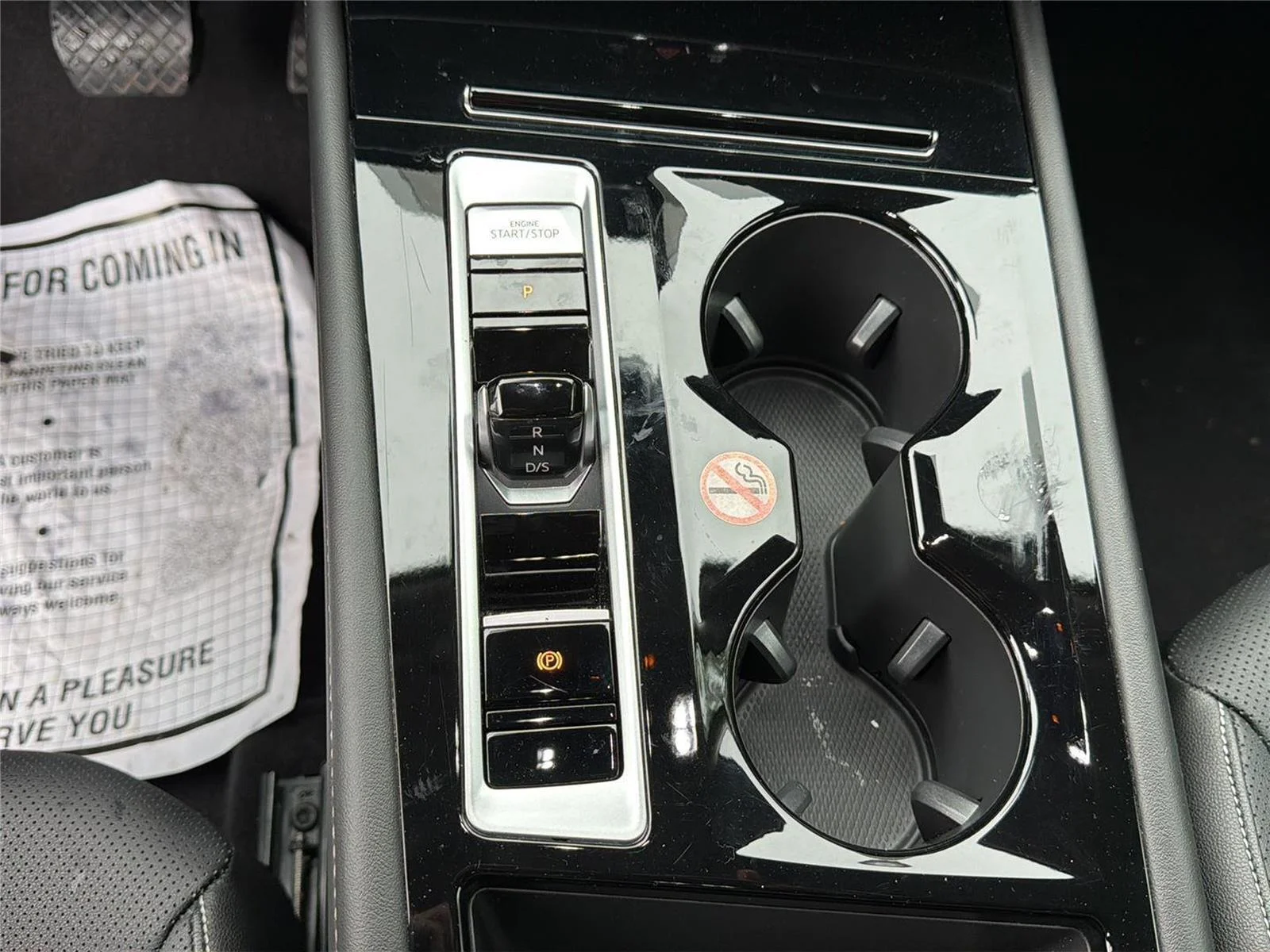 2025 Volkswagen Atlas SE w/Tech - Photo 24