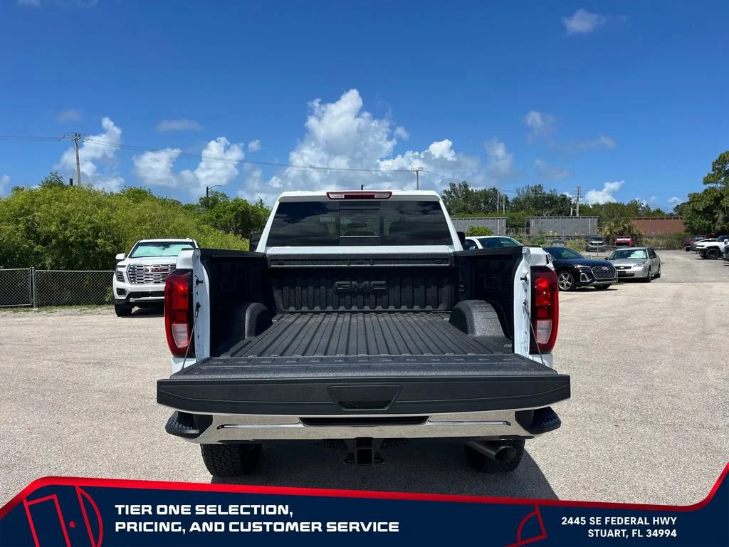 New 2026 Summit White GMC SLE image 16