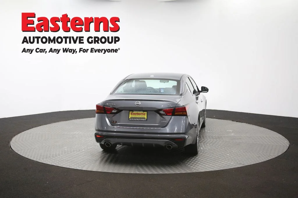 Used 2023 Gray Nissan 2.5 SL image 31