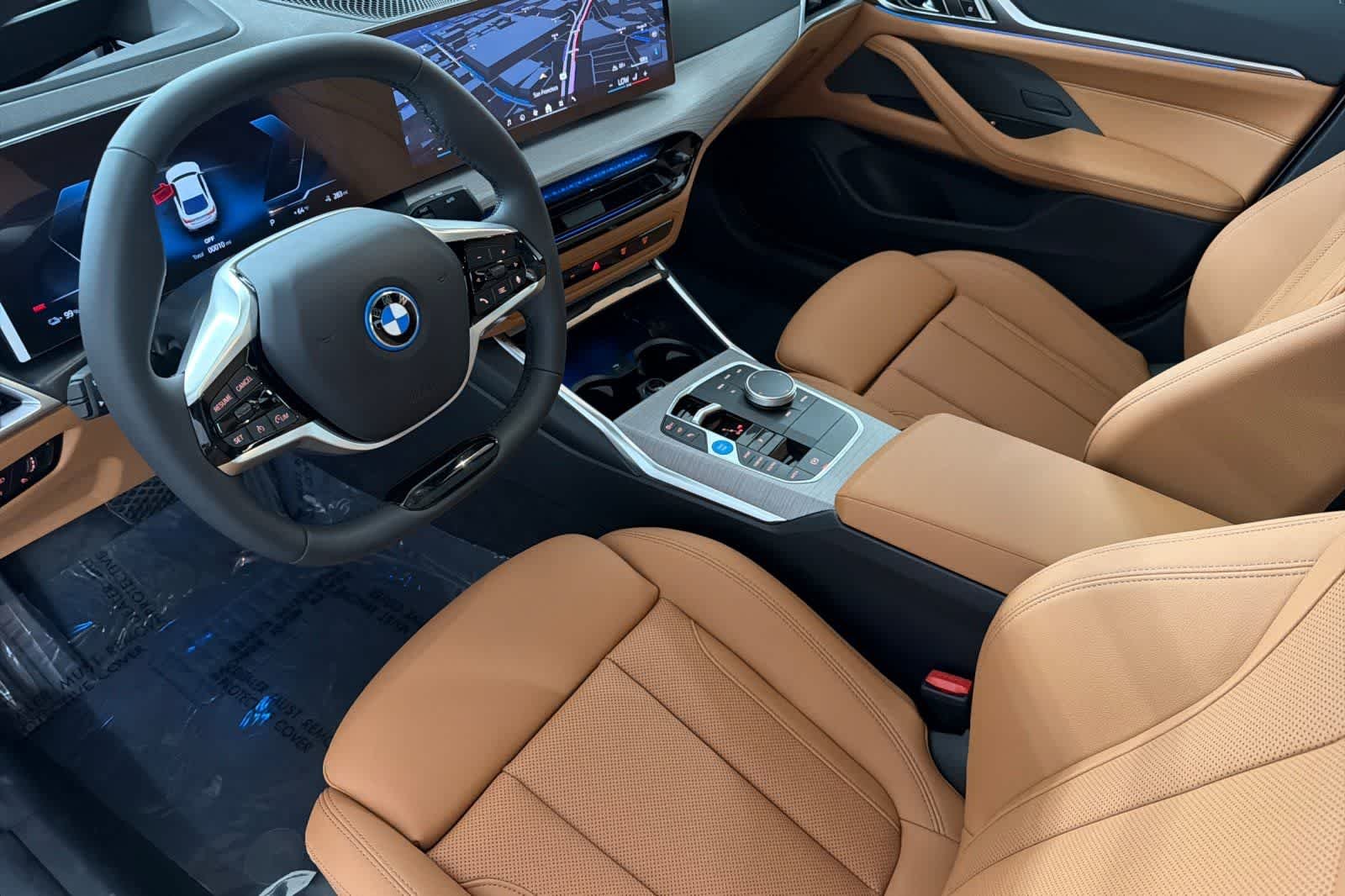 New 2026 Alpine White BMW xDrive40 image 11