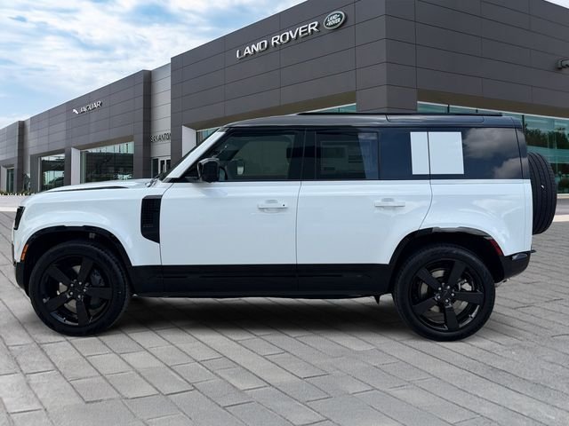 New 2026 Fuji White LAND ROVER X-Dynamic SE image 2