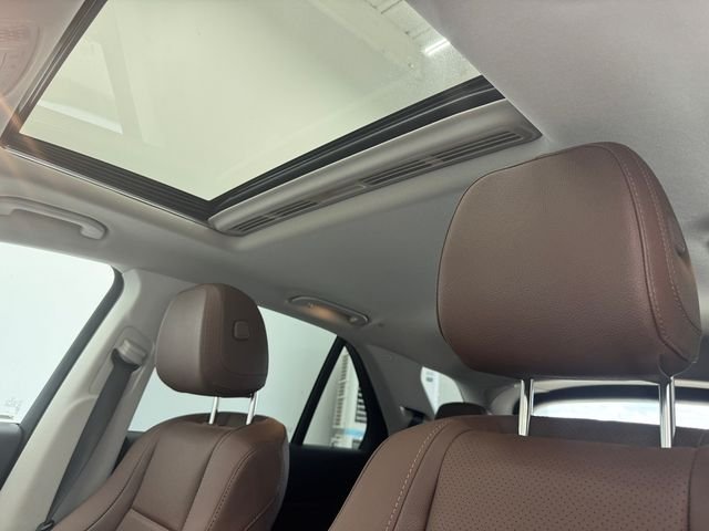 Certified Used 2024 Twilight Blue Metallic Mercedes-Benz GLE 450 image 5