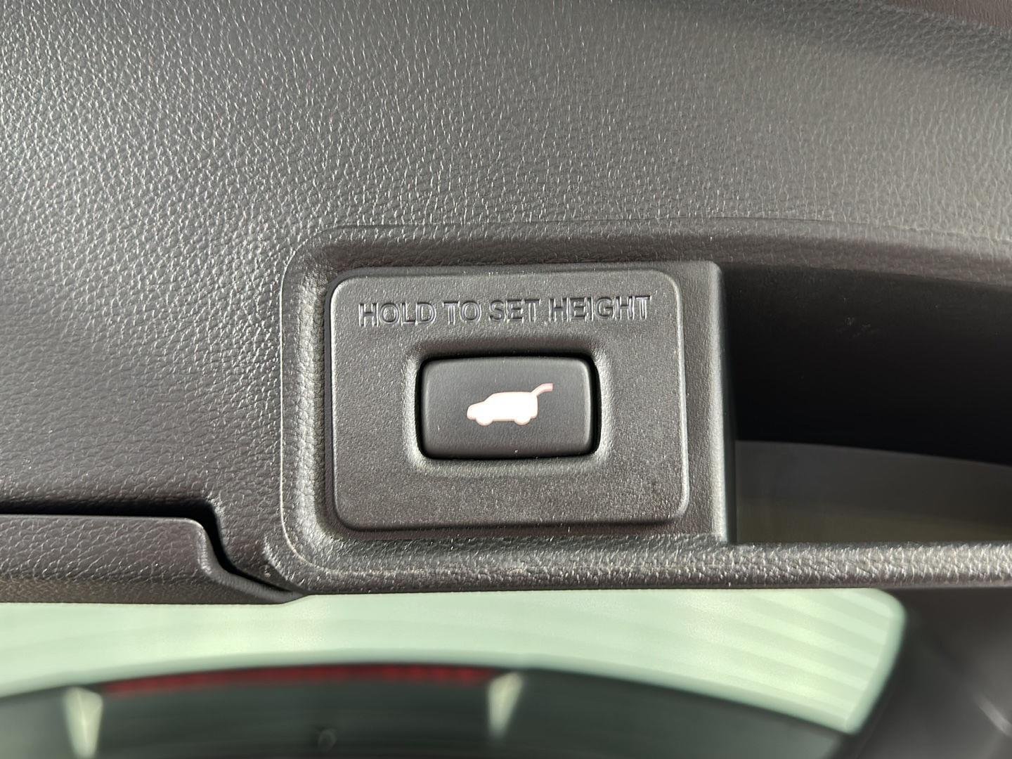 Used 2024 Fathom Blue Pearl Acura  image 31