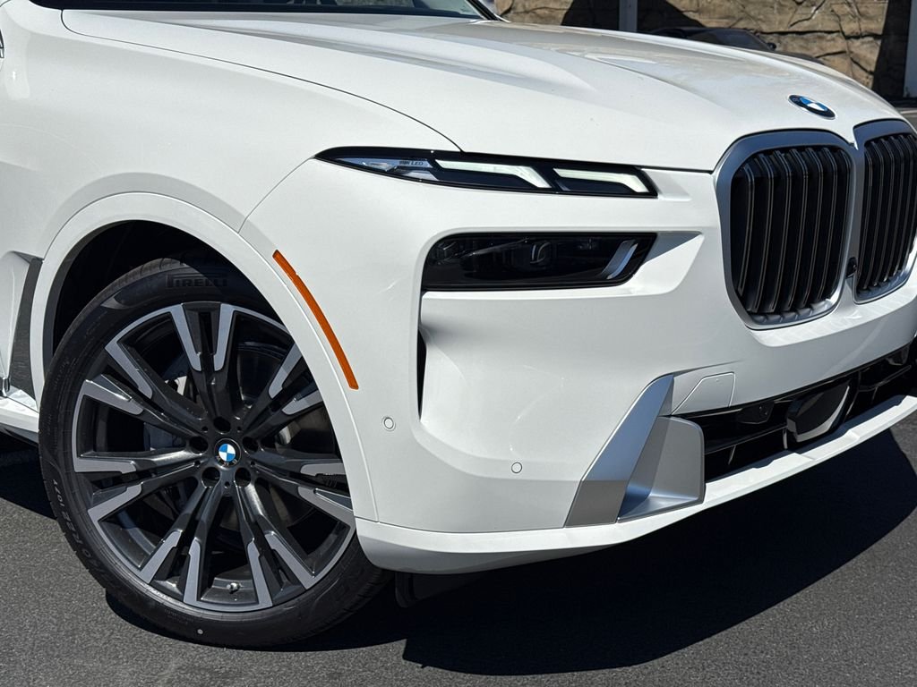 New 2026 Alpine White BMW xDrive40i image 6