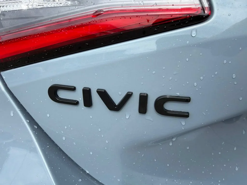 Used 2024 Gray Honda Sport Touring image 4