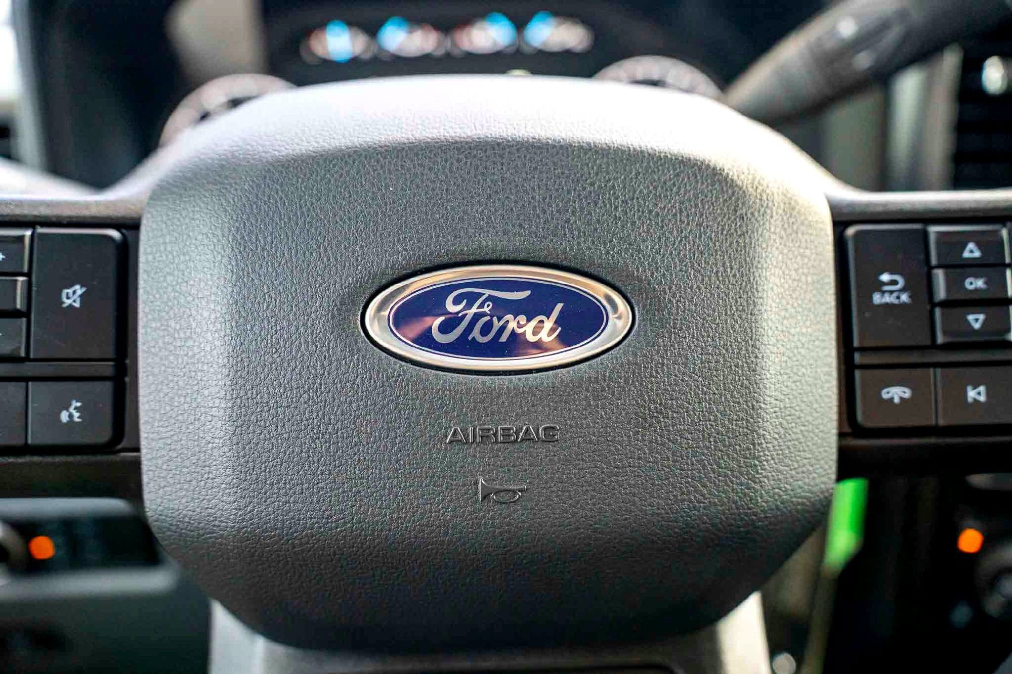 2025 Ford F-250 Super Duty XL - Photo 11