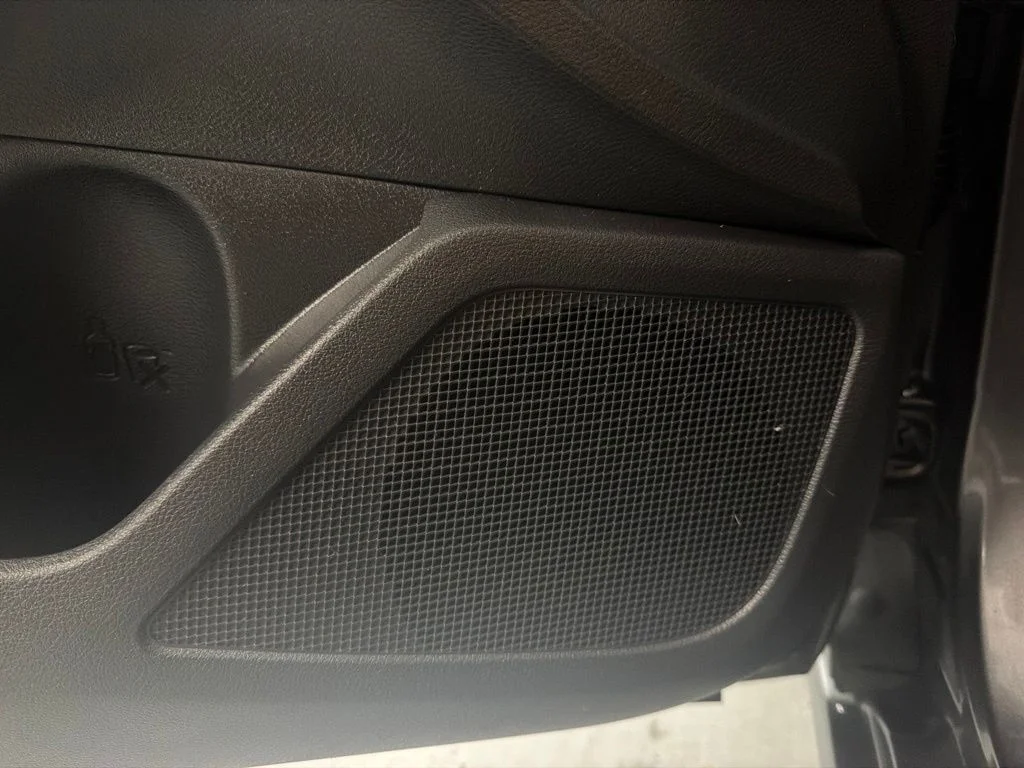 Used 2025 Gun Metallic Nissan 2.5 SV image 15