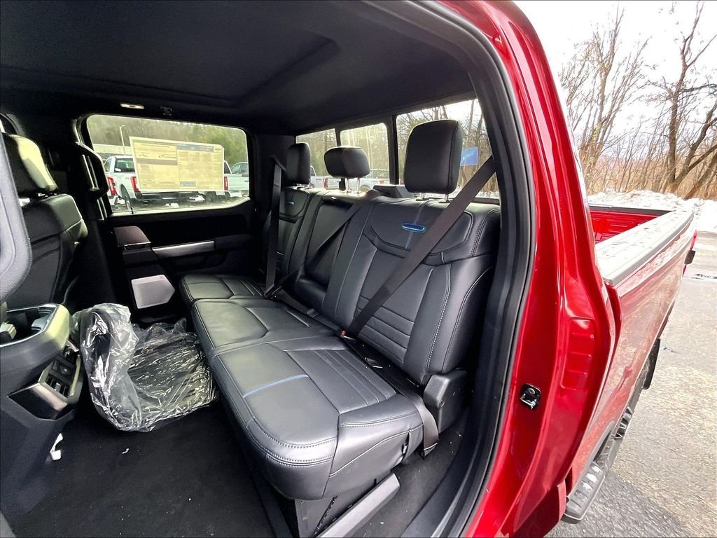 2026 Ford F-250 Super Duty Platinum - Photo 11