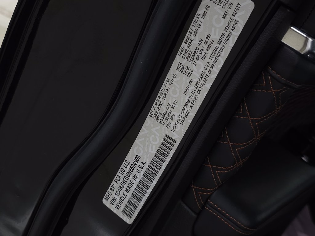 Used 2022 Black Jeep Summit image 42