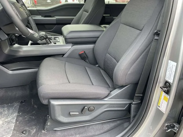 2026 Ford F-150 XLT - Photo 9