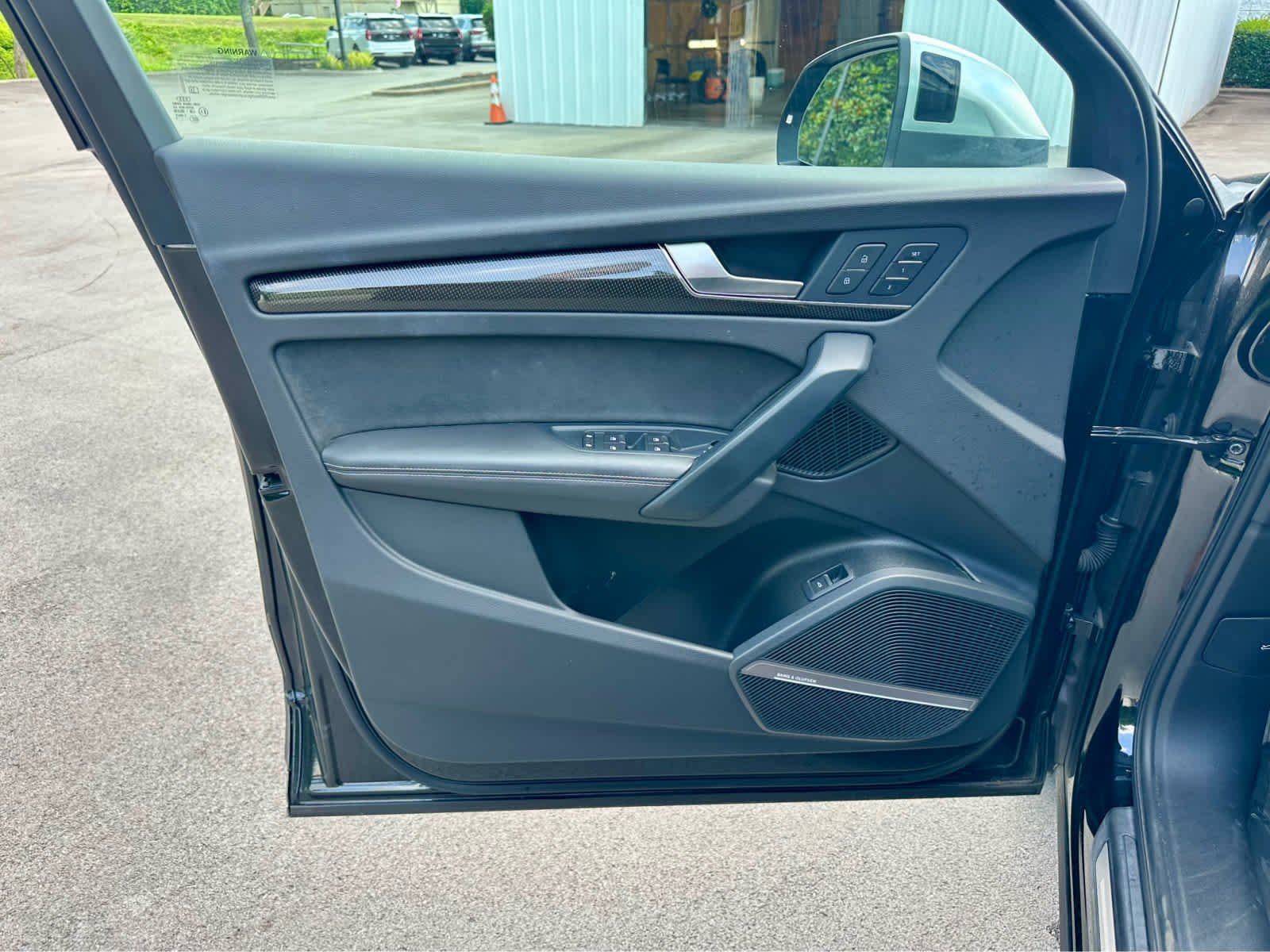 Used 2022 Mythos Black Metallic Audi Premium Plus image 9