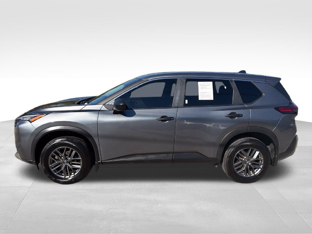 Used 2023 Gray Nissan S image 2