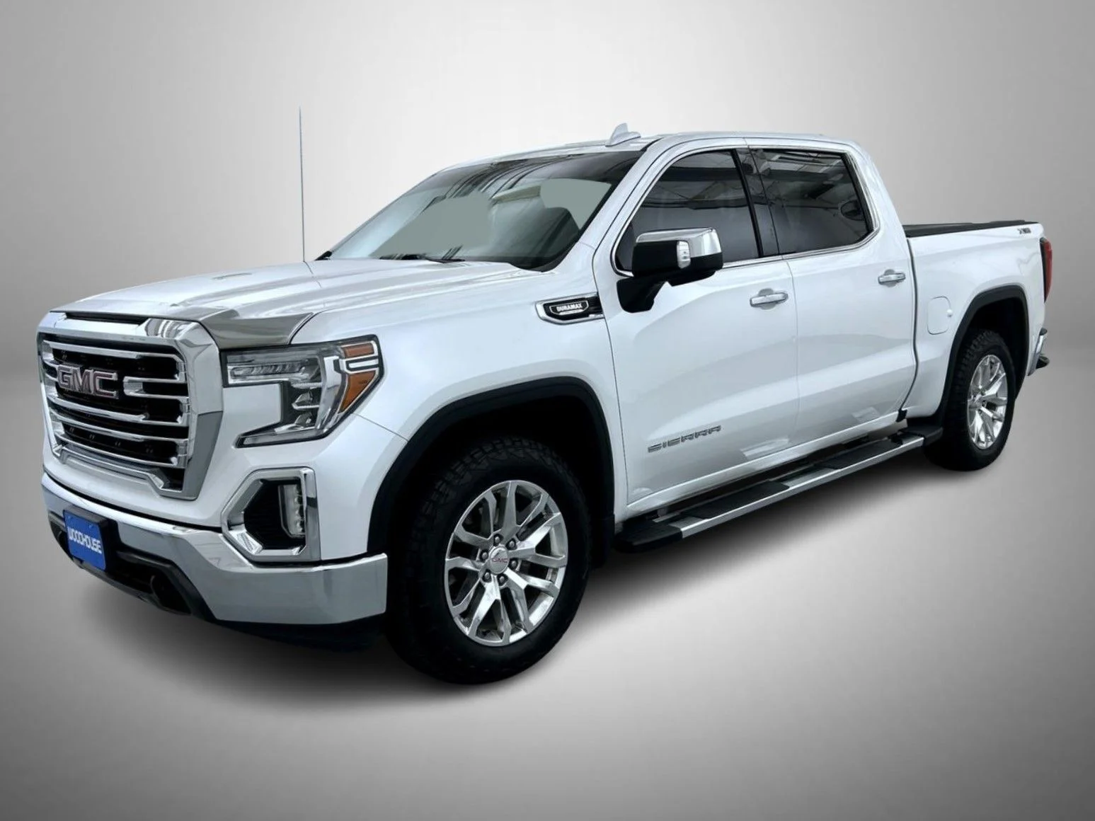 Used 2021 White GMC SLT image 1
