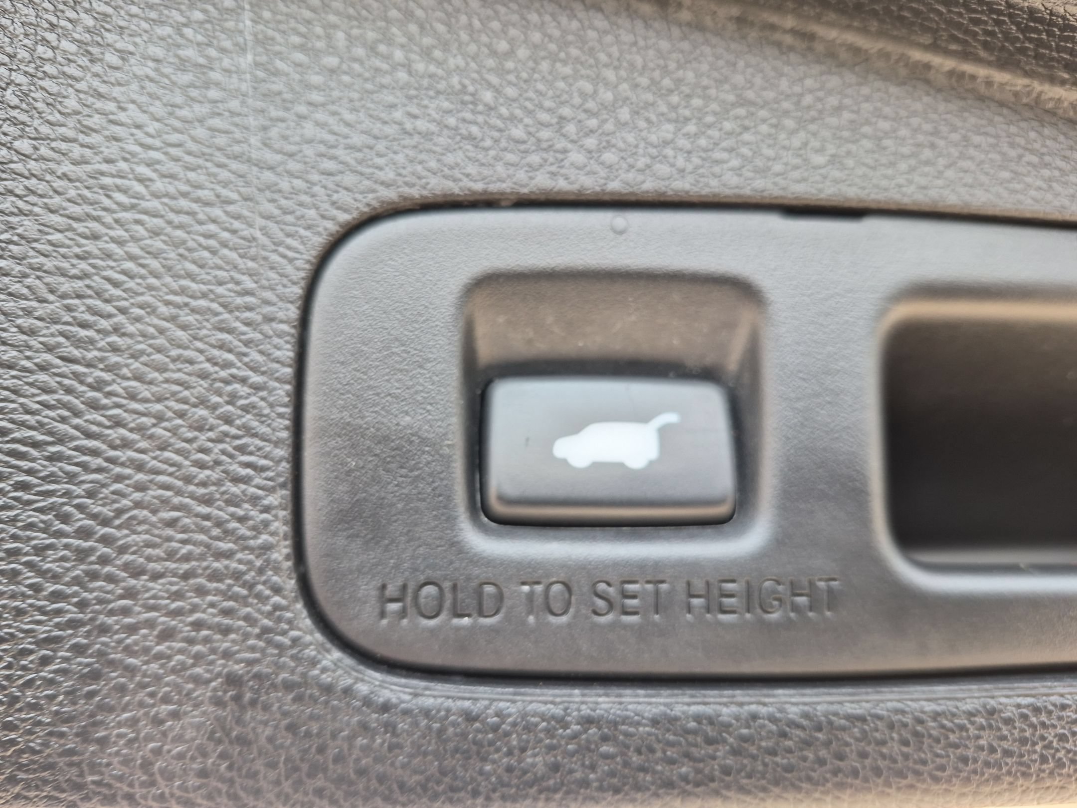 Certified Used 2022 Sonic Gray Pearl Honda EX-L AWD image 28