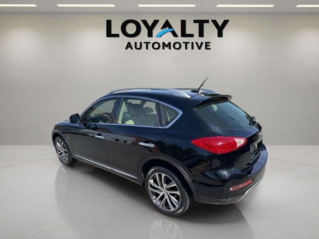 Used 2017 Black INFINITI Base image 4