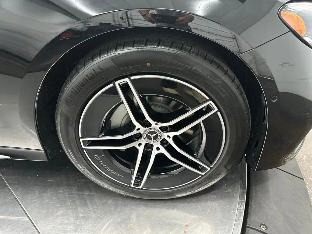 New 2027 Black Mercedes-Benz E 350 image 9