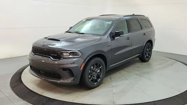 New 2026 Vapor Gray Exterior Paint Dodge GT Plus HEMI V8 image 3