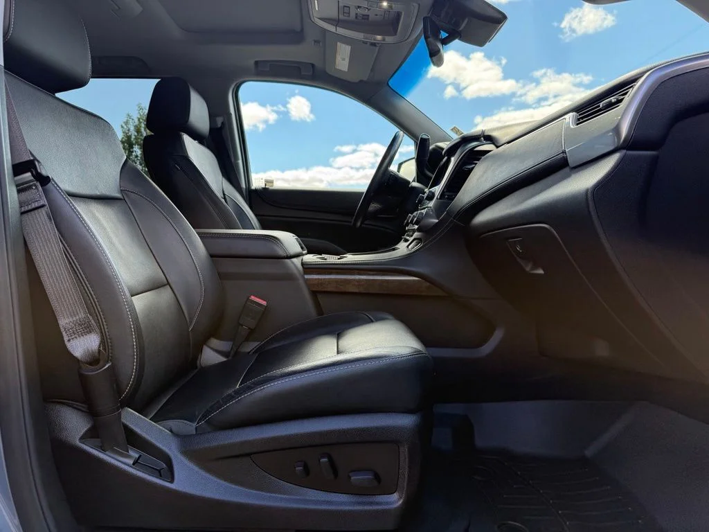 Used 2016 Gray Chevrolet LT image 21