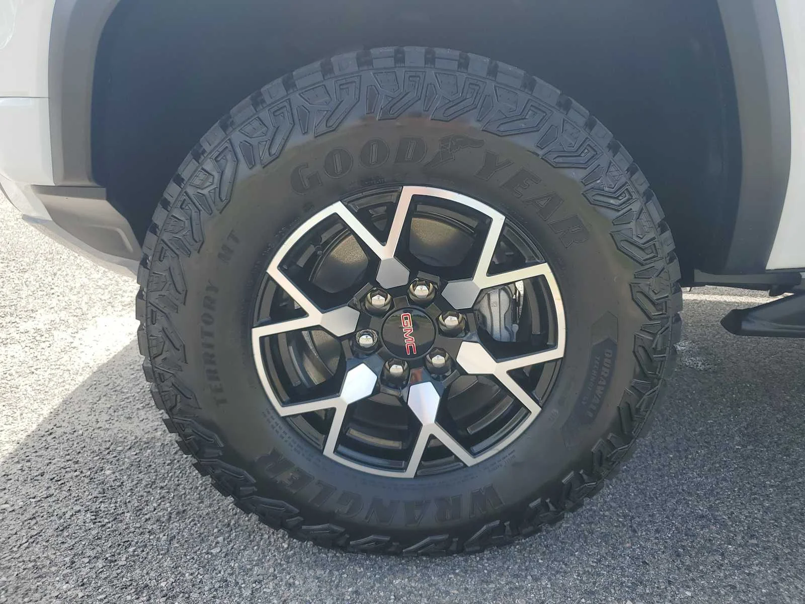 New 2026 Summit White GMC AT4X image 14