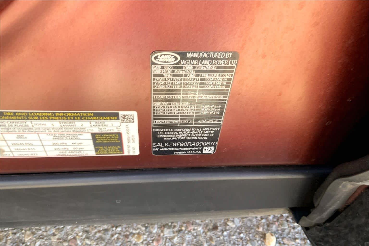 Used 2024 Sunrise Copper SV Bespoke Ultra Met Satin Land Rover SV image 34