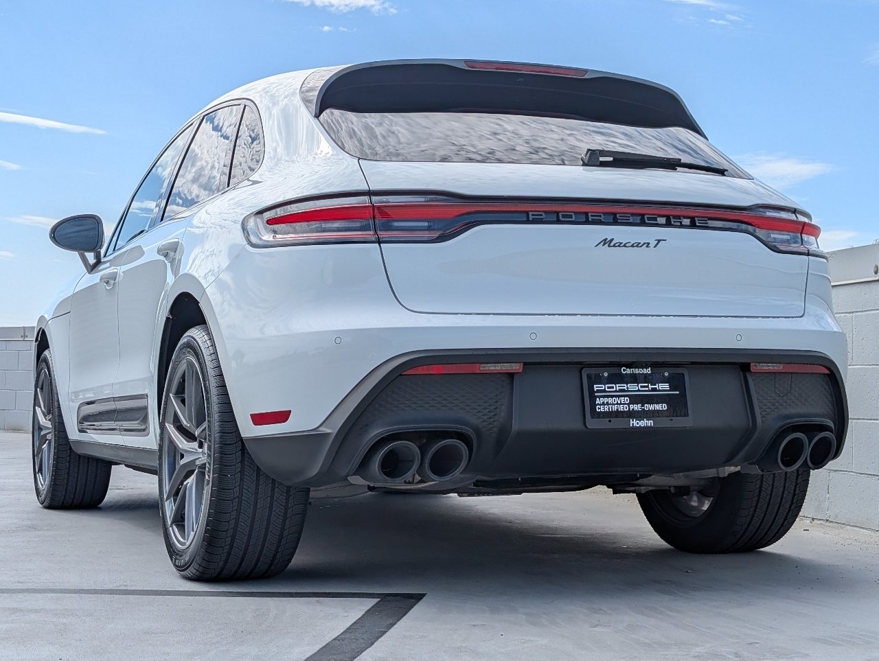 Used 2025 White Porsche T image 3