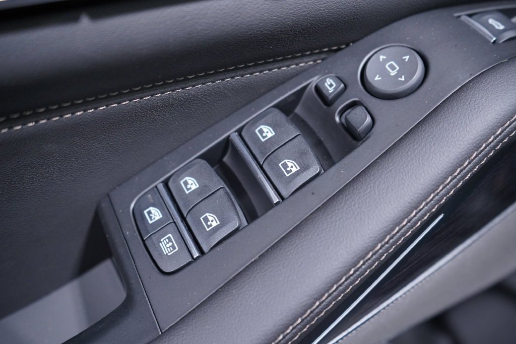 New 2027 Black Sapphire Metallic BMW xDrive40i image 25