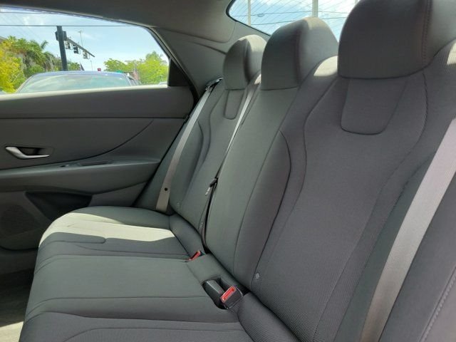 Certified Used 2025 Black Hyundai SE image 9