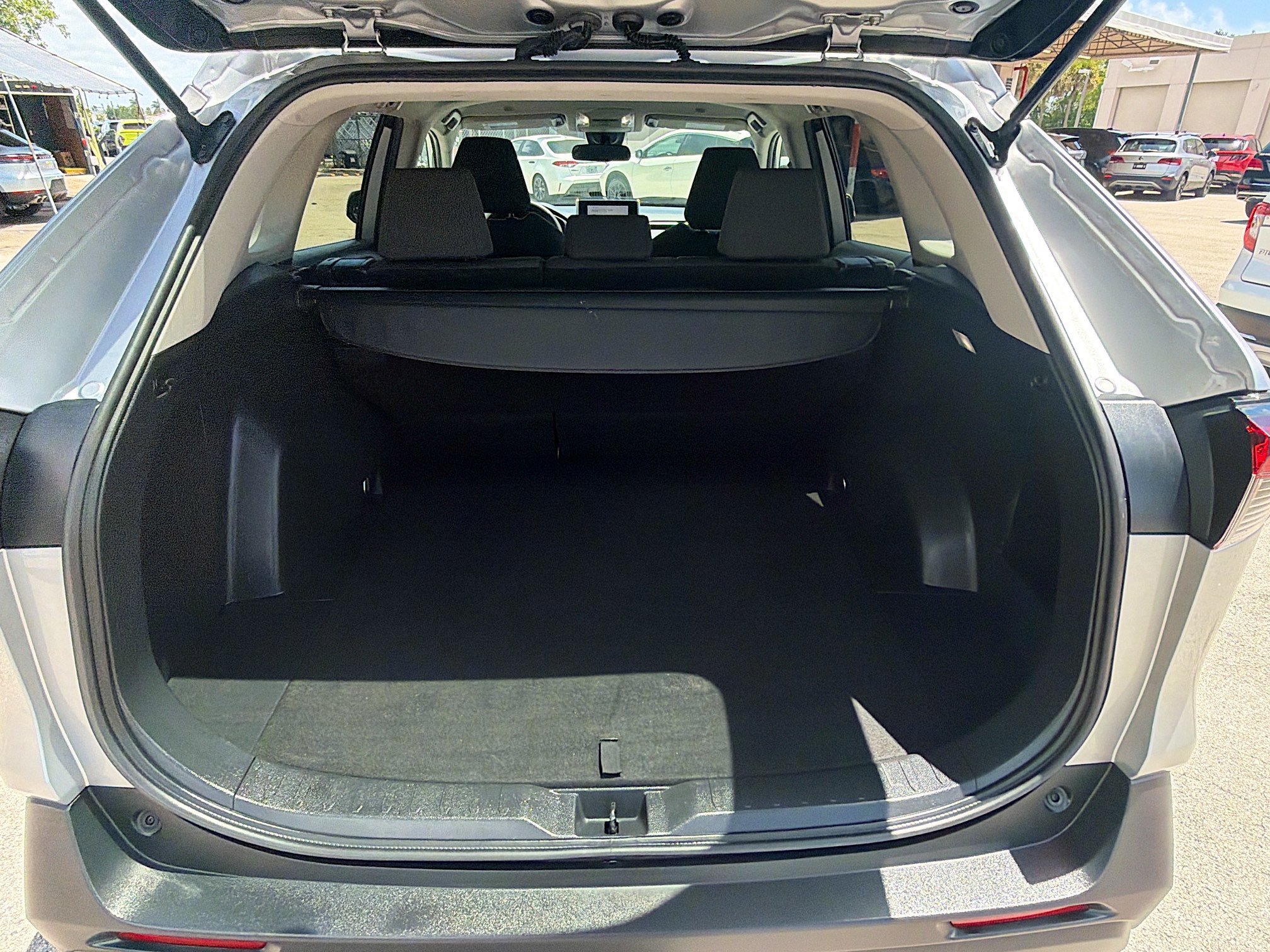Used 2024 Silver Sky Metallic Toyota XLE image 23