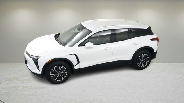 2024 Chevrolet Blazer EV LT - Photo 22