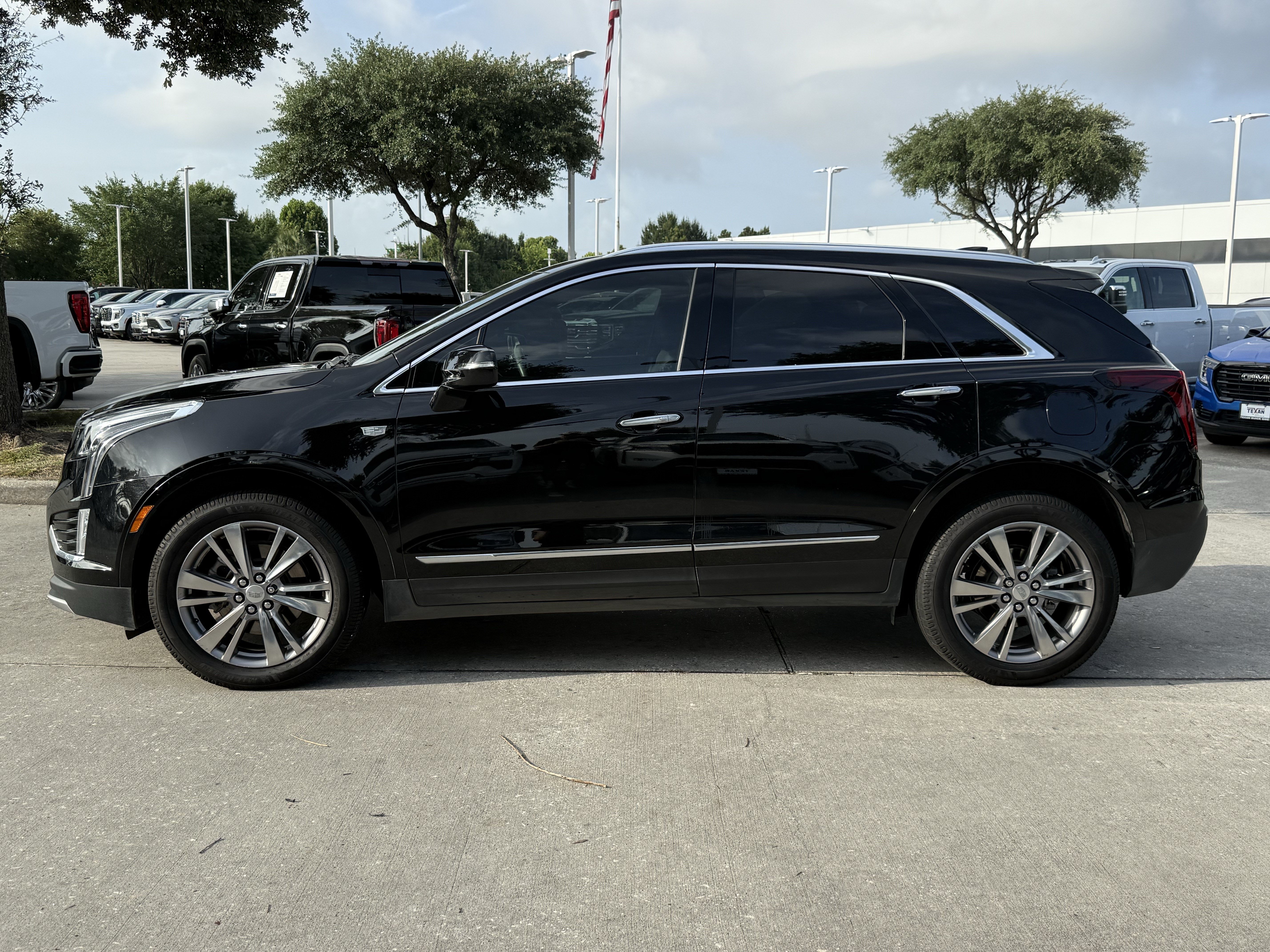 Used 2023 Stellar Black Metallic Cadillac FWD Premium Luxury image 7