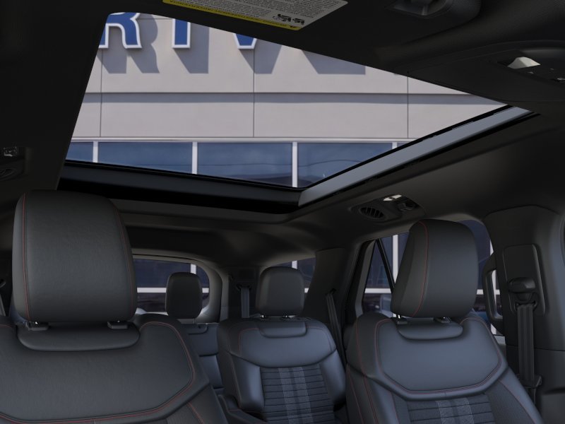 New 2026 Space White Metallic Ford ST-Line image 22