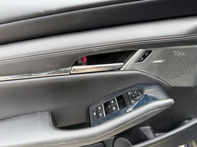 Used 2019 Blue Mazda Preferred image 7