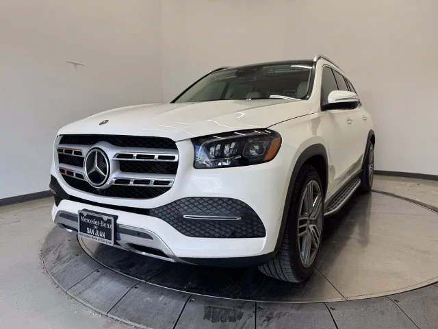 Certified Used 2023 MANUFAKTUR Diamond White Metallic Mercedes-Benz GLS 450 image 31