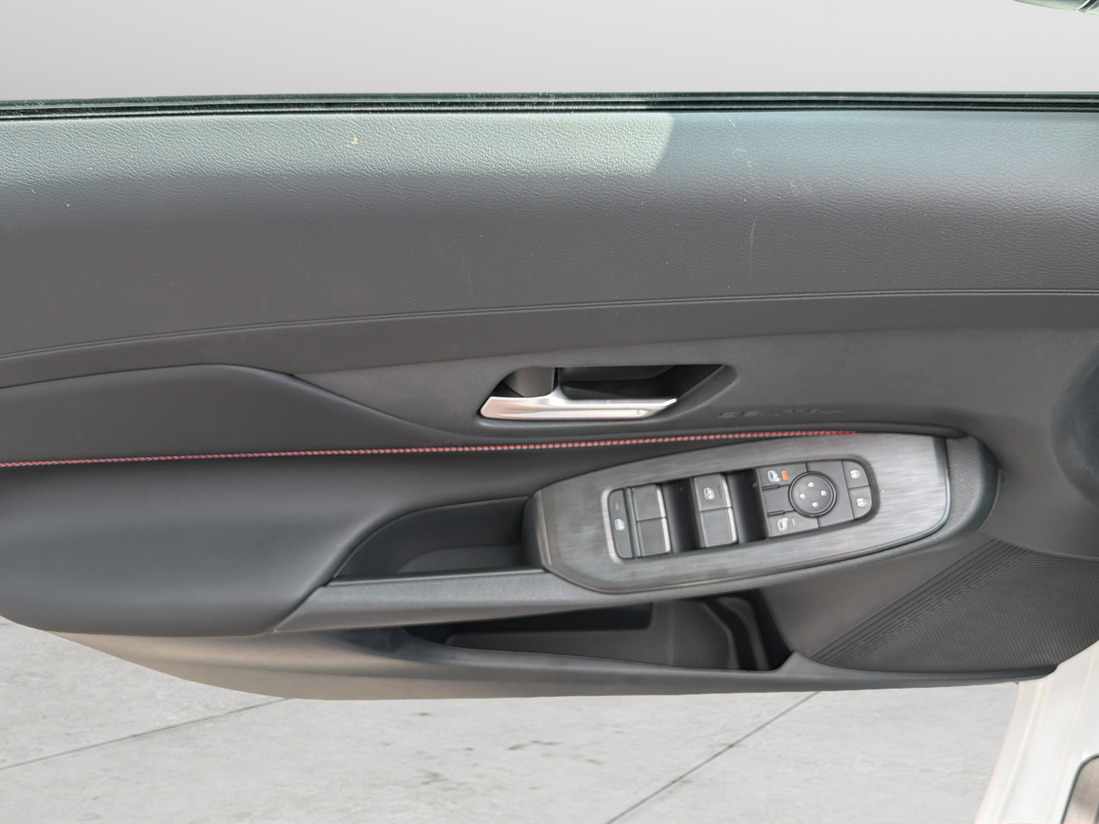 New 2027  Nissan SR image 28
