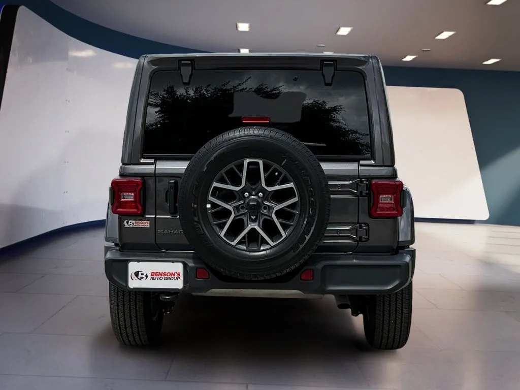Used 2026 Gray Jeep Sahara image 4