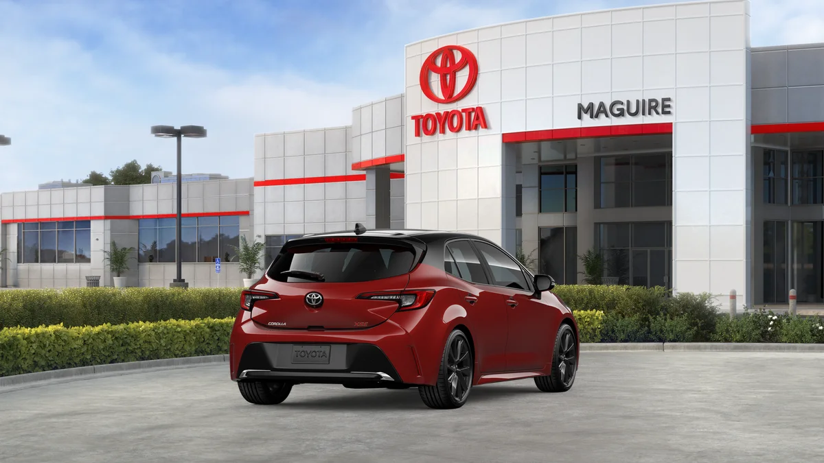 New 2026 Finish Line Red with Midnight Black Metallic roof Toyota XSE image 29