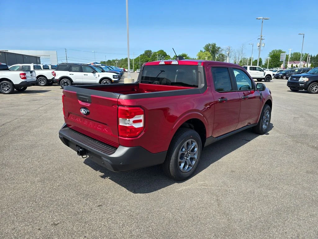 Used 2026 Red Ford XLT image 5