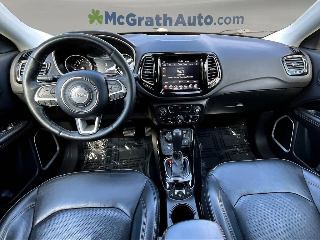 Certified Used 2019 Silver Jeep Limited image 9