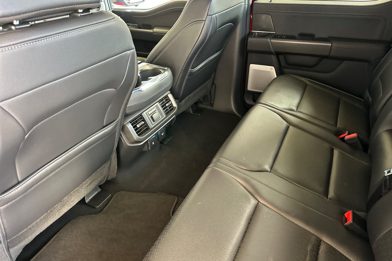 Used 2025 Red Ford Lariat image 12