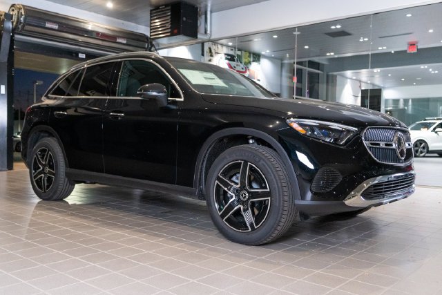 2027 Mercedes-Benz GLC