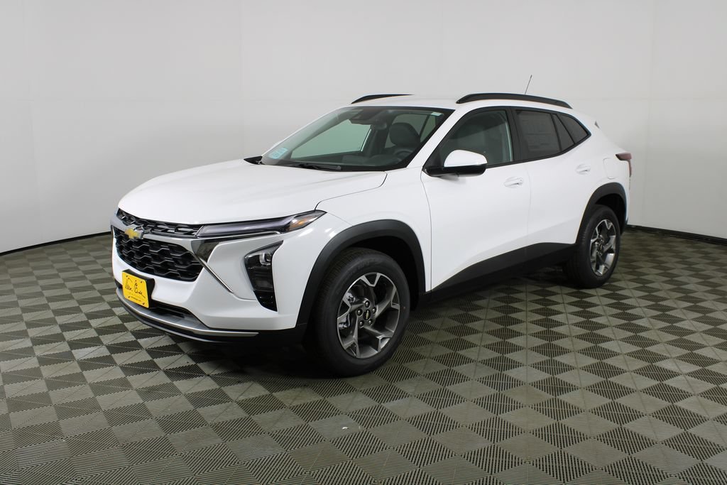 2026 Chevrolet Trax LT - Photo 3