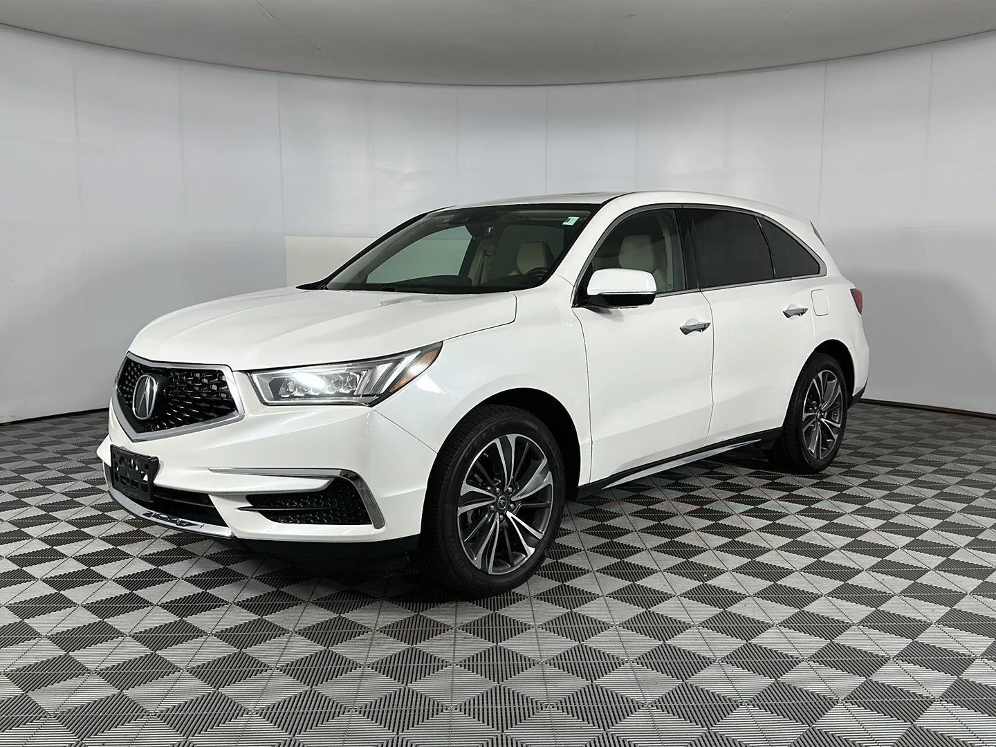 Used 2020 Platinum White Pearl Acura SH-AWD w/Tech image 3