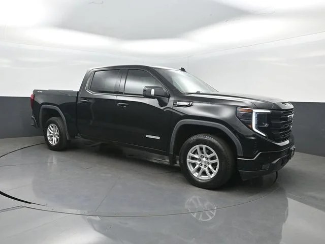 Used 2024 Black GMC Elevation image 35