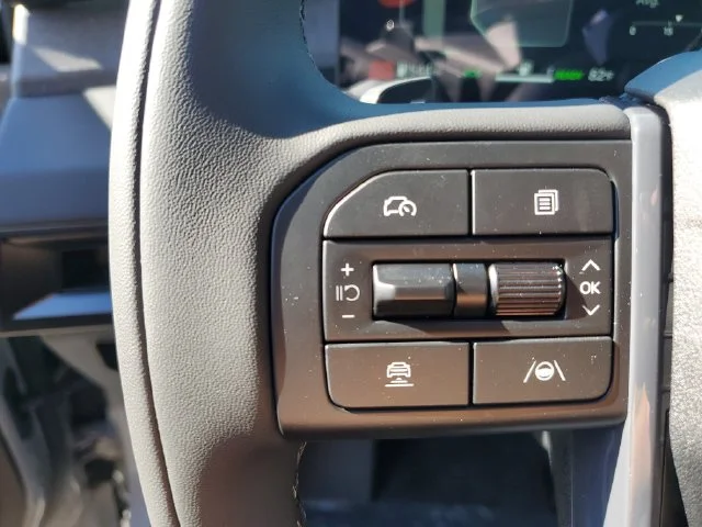 New 2027 Wolf Gray Kia X-LINE SX image 23