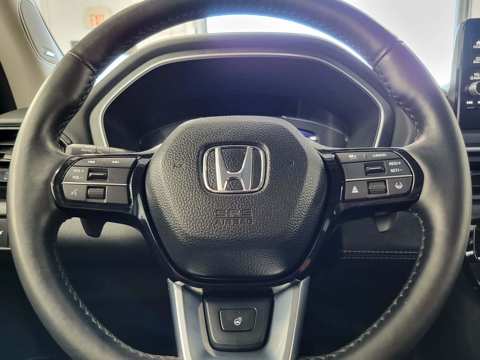Used 2024 Black Honda Elite image 13