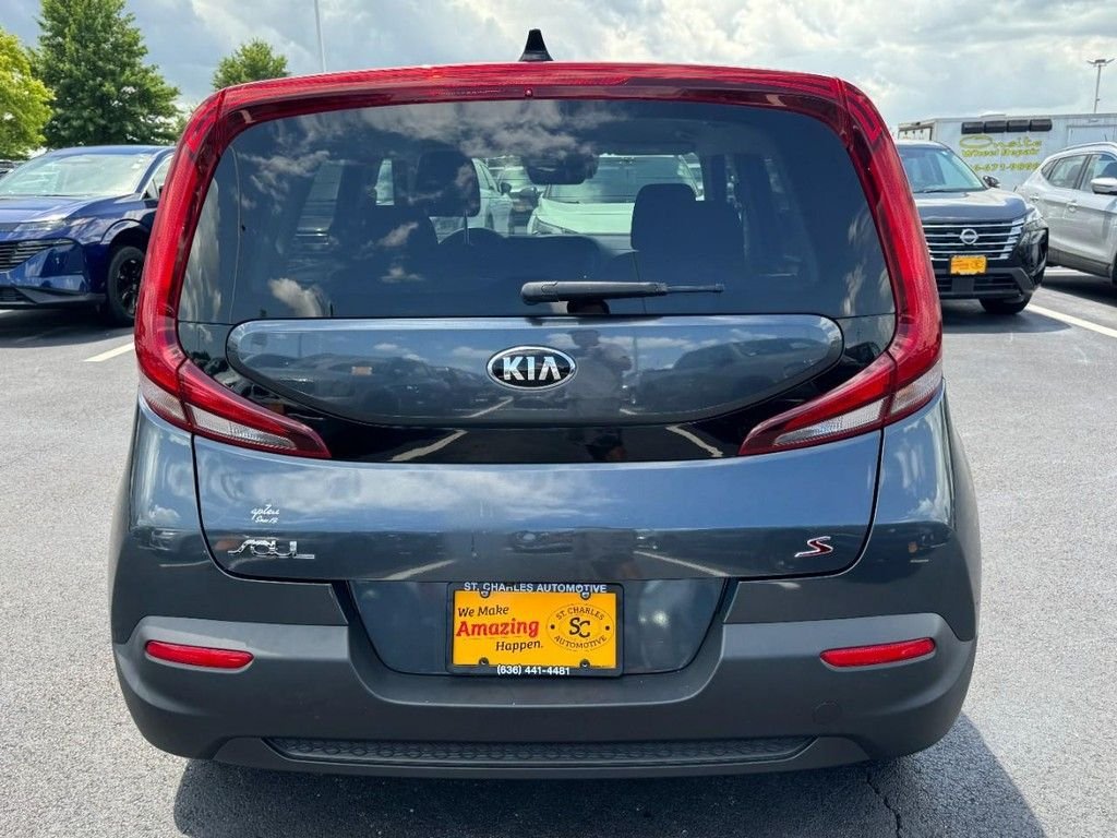 Used 2020 Gray Kia S image 4