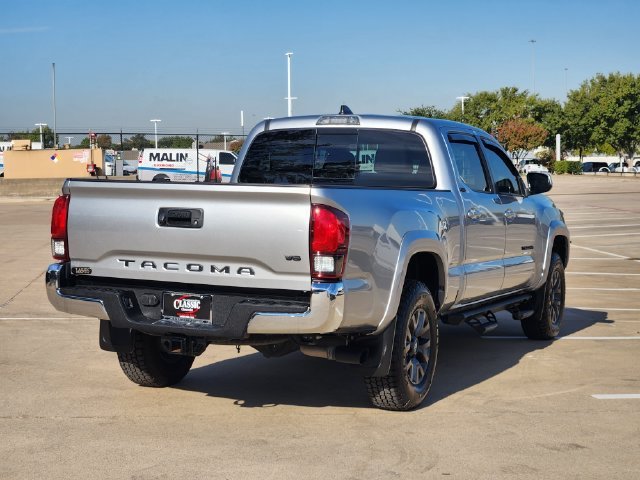 Used 2022 Silver Toyota SR5 image 14