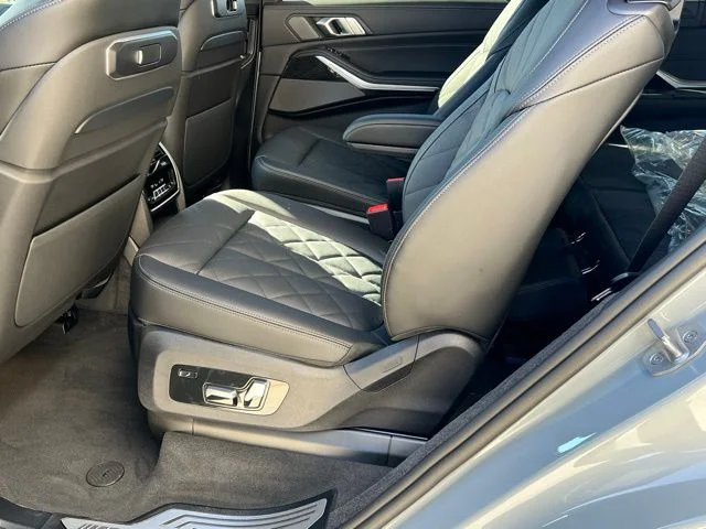 2026 BMW X7 40i - Photo 21