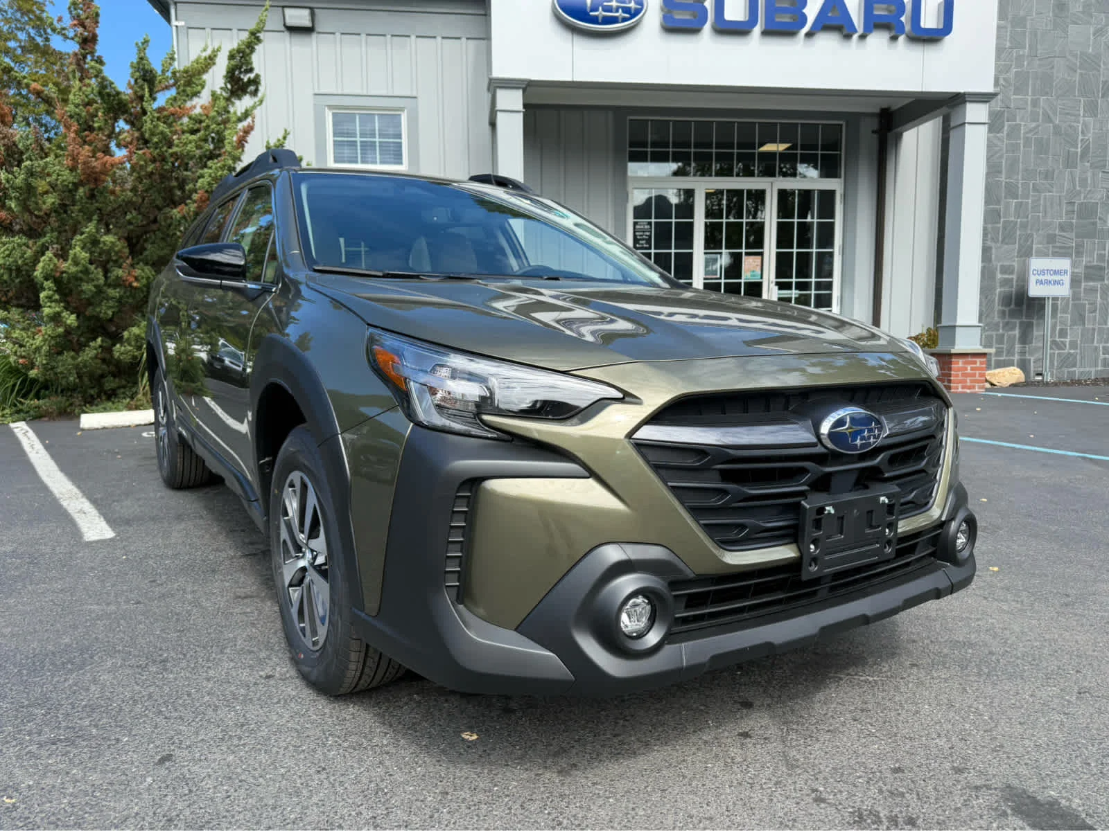 New 2025 GREEN Subaru Premium image 6
