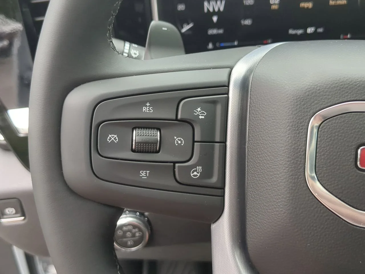 New 2026 Summit White GMC Elevation image 36